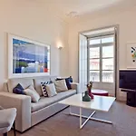 Unique 2 Bdr Apt Sea View Baixa Alfama D