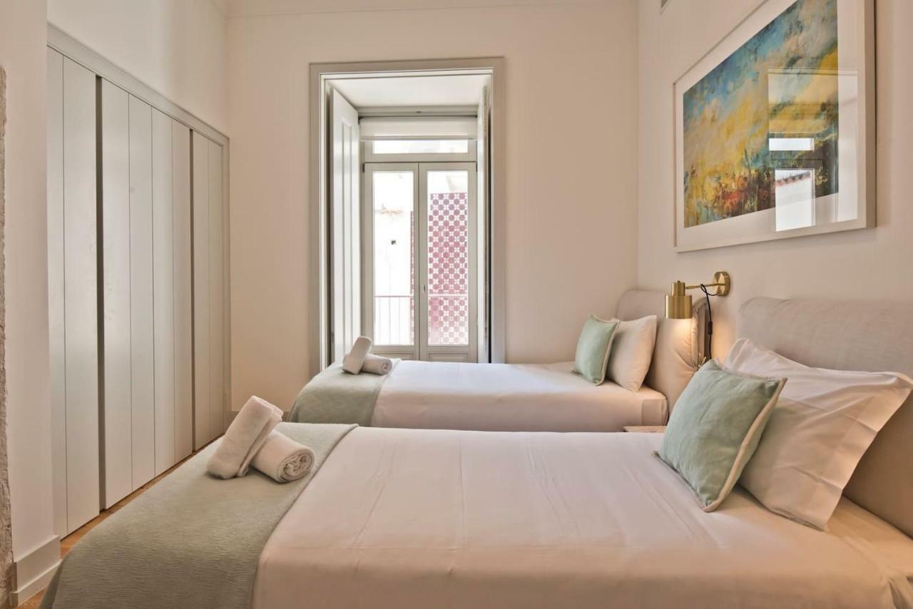 Unique 2 Bdr Apt Sea View Baixa Alfama D
