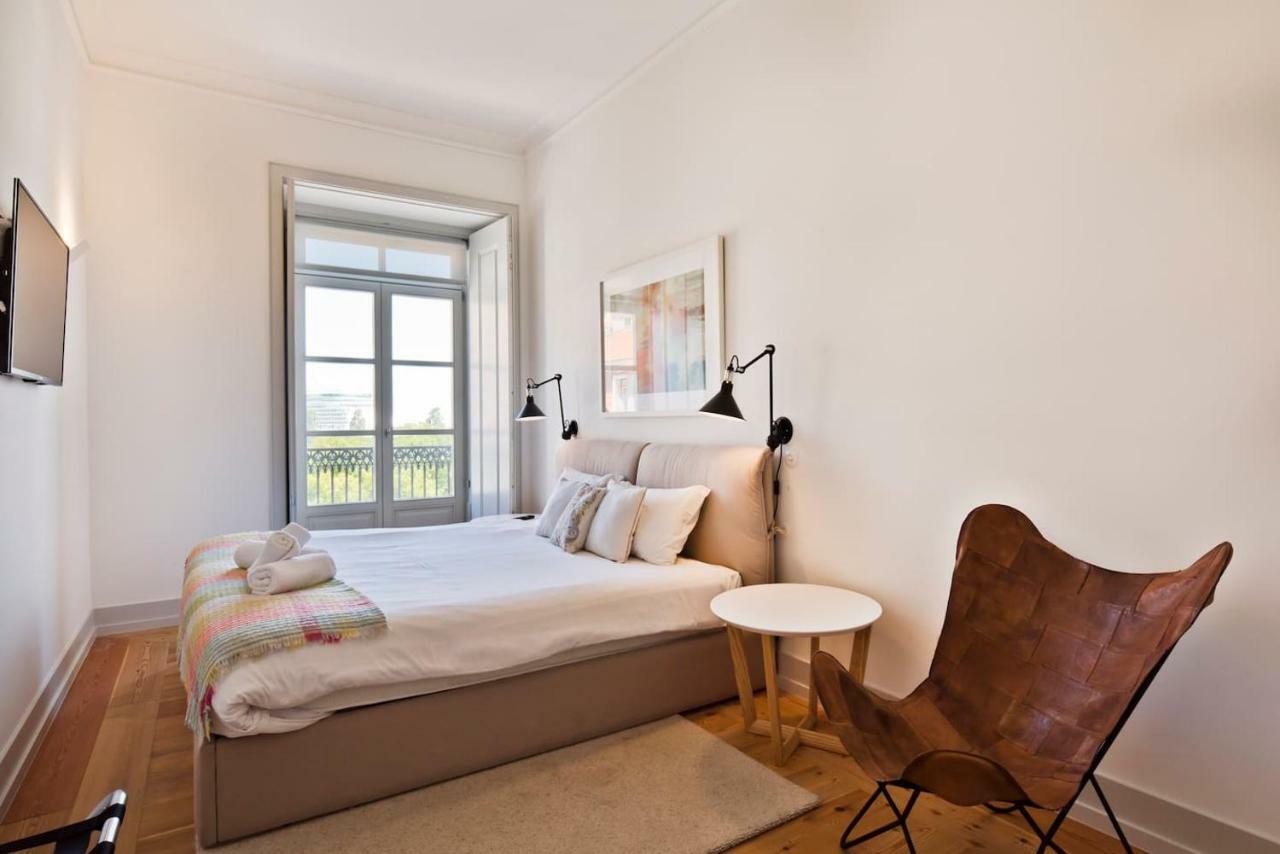 Unique 2 Bdr Apt Sea View Baixa Alfama D *